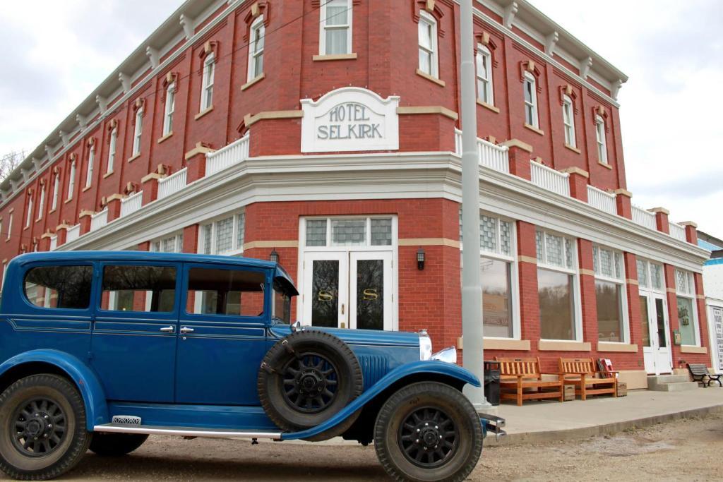 Selkirk Hotel Edmonton Ngoại thất bức ảnh