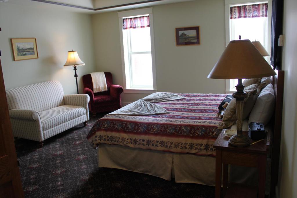 Selkirk Hotel Edmonton Phòng bức ảnh