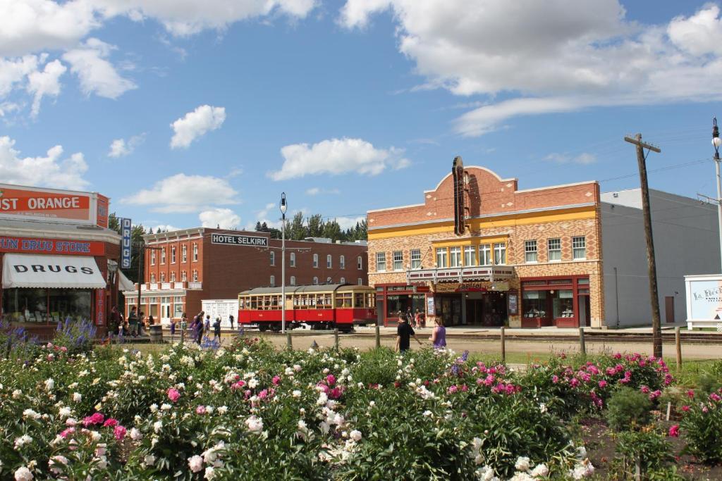 Selkirk Hotel Edmonton Ngoại thất bức ảnh