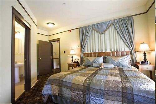 Selkirk Hotel Edmonton Ngoại thất bức ảnh