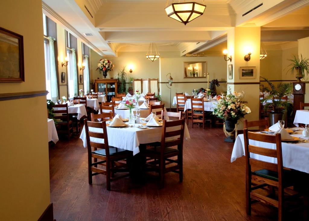 Selkirk Hotel Edmonton Ngoại thất bức ảnh
